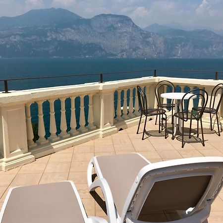 Villa Torre - Atmosfera Romantica Brenzone sul Garda Dış mekan fotoğraf