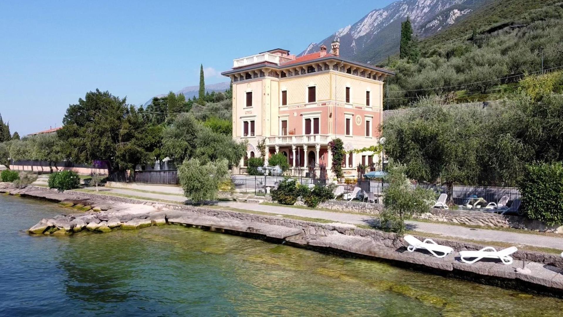 Villa Torre - Atmosfera Romantica Brenzone sul Garda Dış mekan fotoğraf