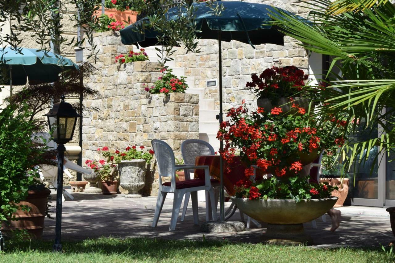Villa Torre - Atmosfera Romantica Brenzone sul Garda Dış mekan fotoğraf