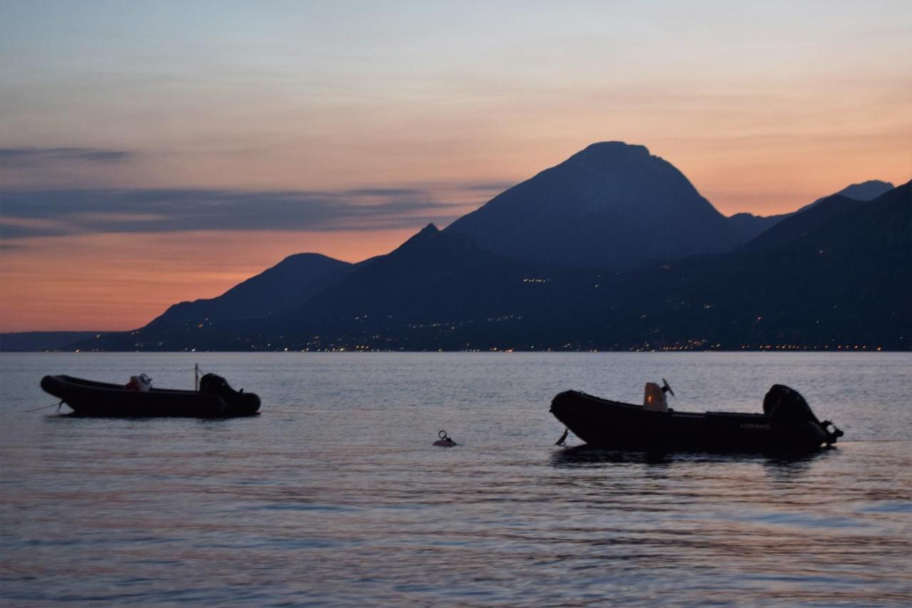 Villa Torre - Atmosfera Romantica Brenzone sul Garda Dış mekan fotoğraf