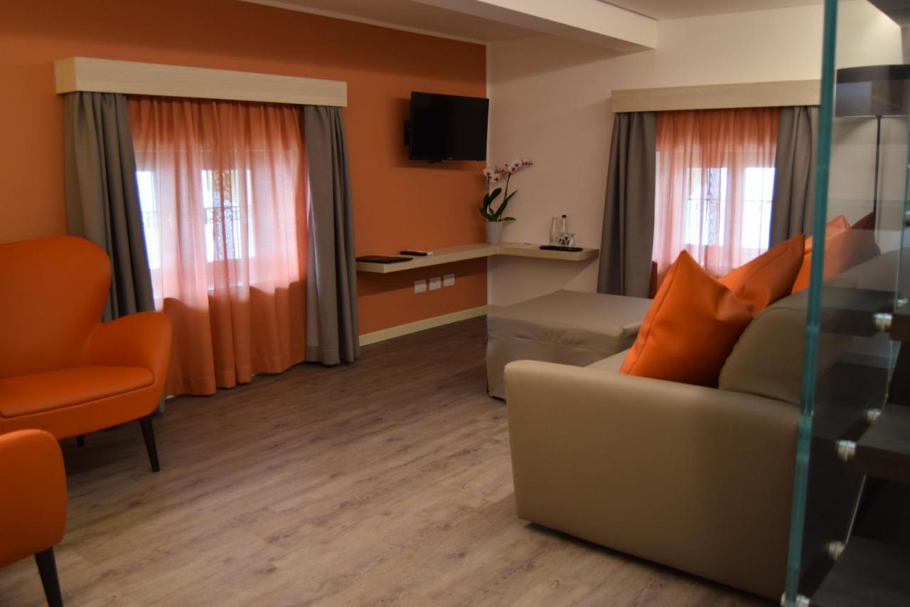 Villa Torre - Atmosfera Romantica Brenzone sul Garda Dış mekan fotoğraf